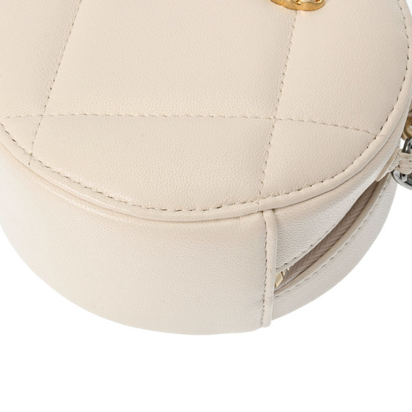 CHANEL Matelasse Chain Shoulder Bag Beige Lambskin - Picture 6 of 9